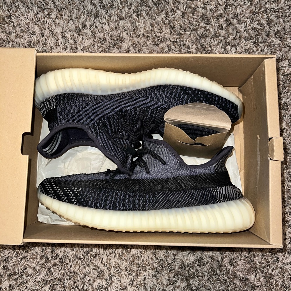 Yeezy boost 350 V2 Carbon size 12